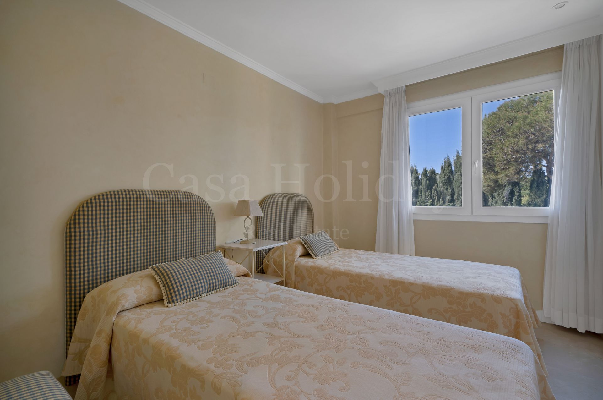 Apartamento en Las Cañas Beach, Marbella