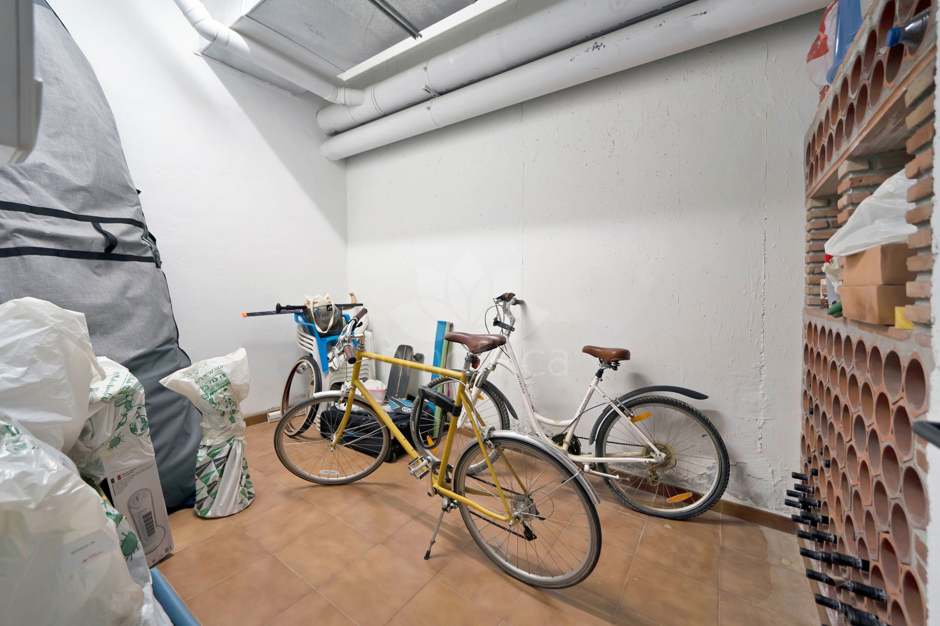 Apartamento en Las Cañas Beach, Marbella