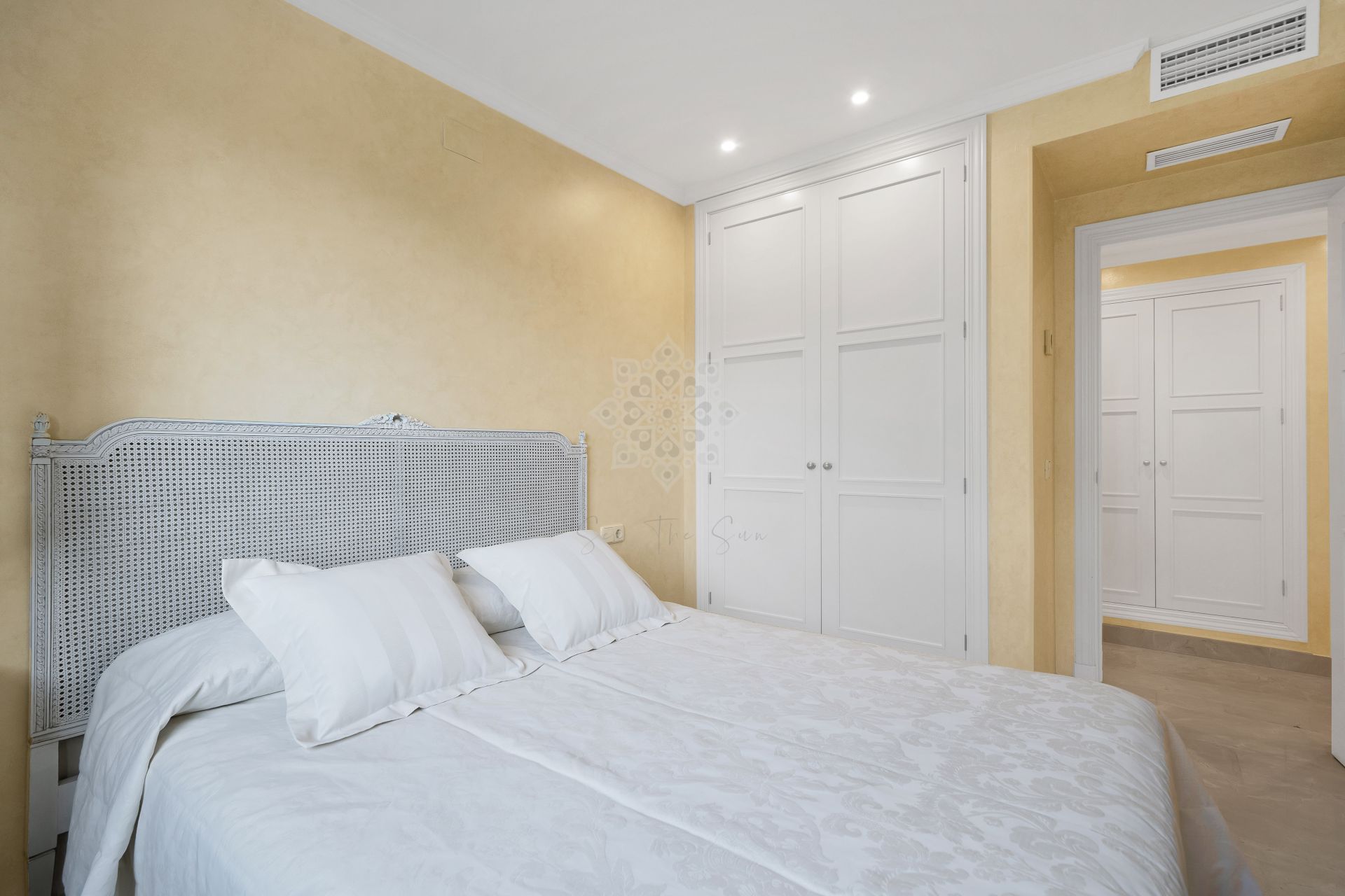 Apartment in Las Cañas Beach, Marbella