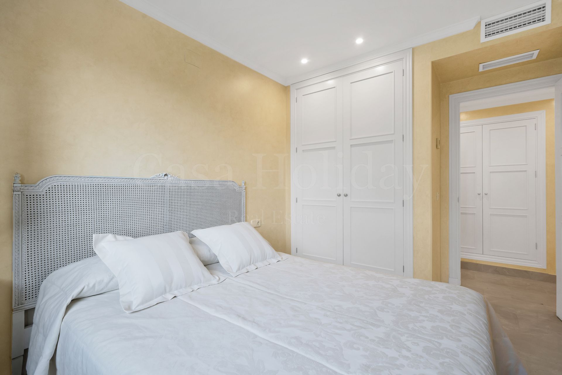 Apartamento en Las Cañas Beach, Marbella