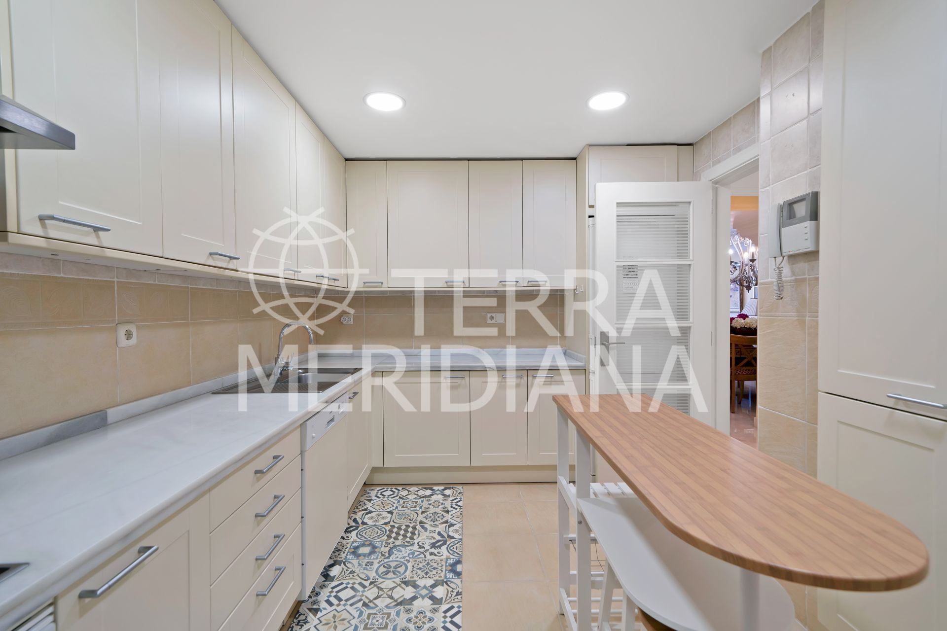 Apartment in Las Cañas Beach, Marbella