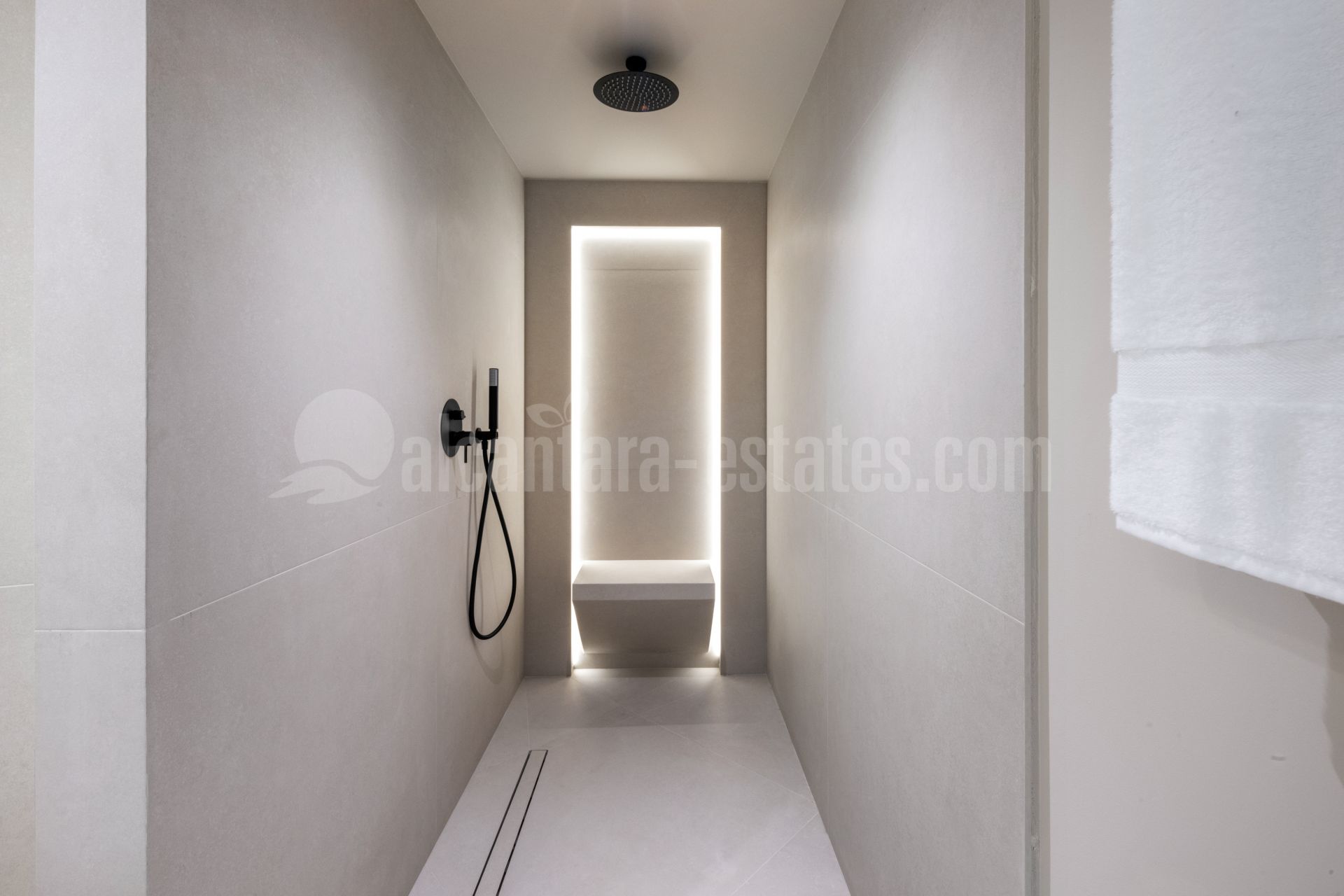 Duplex in La Quinta, Benahavis