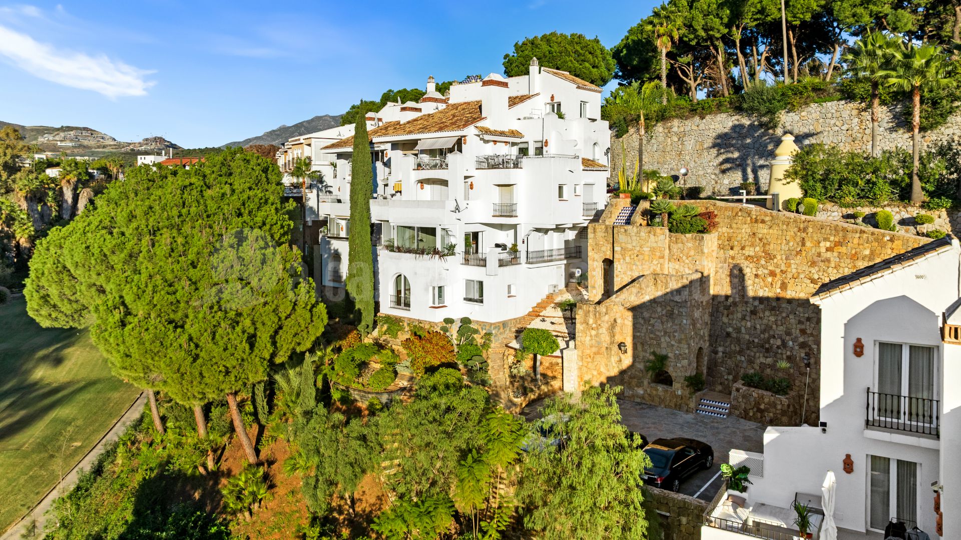 Duplex in La Quinta, Benahavis