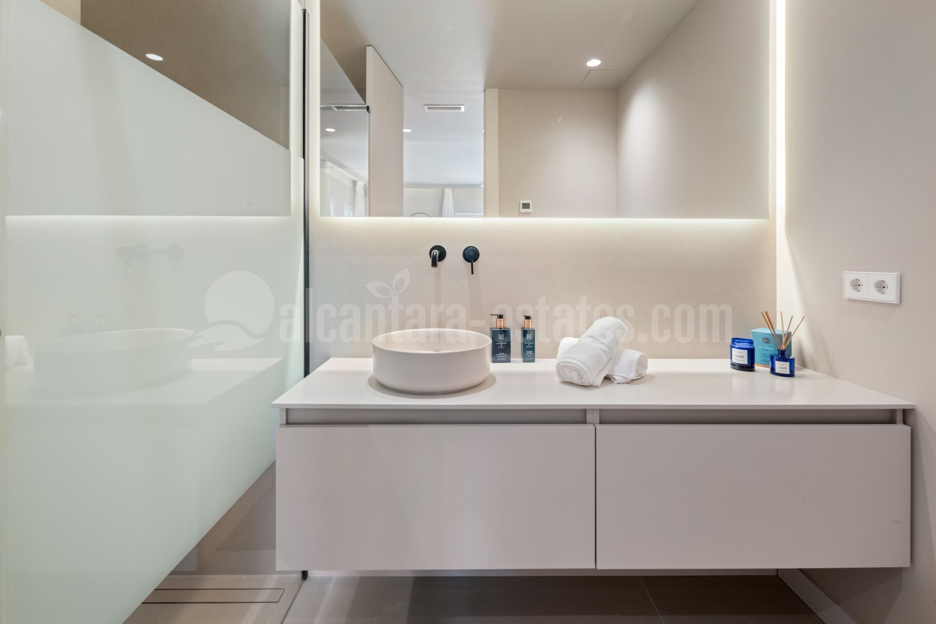 Duplex in La Quinta, Benahavis