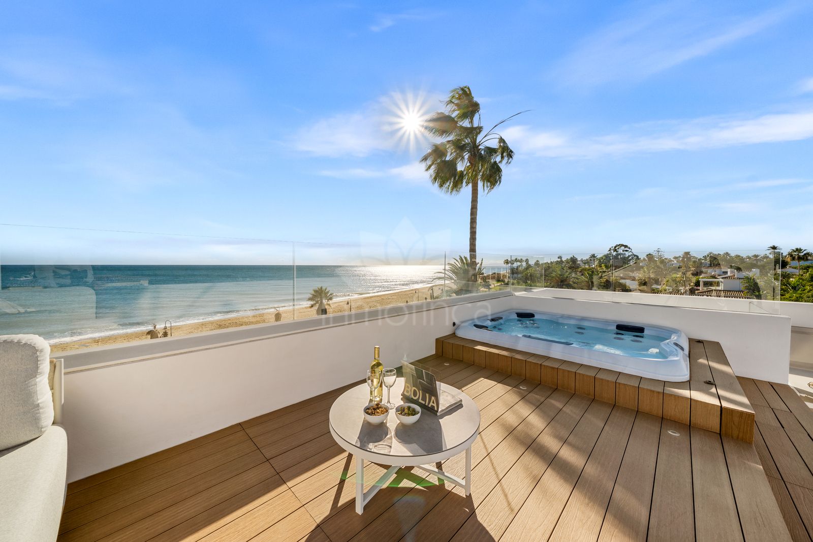 Villa in New Golden Mile, Estepona