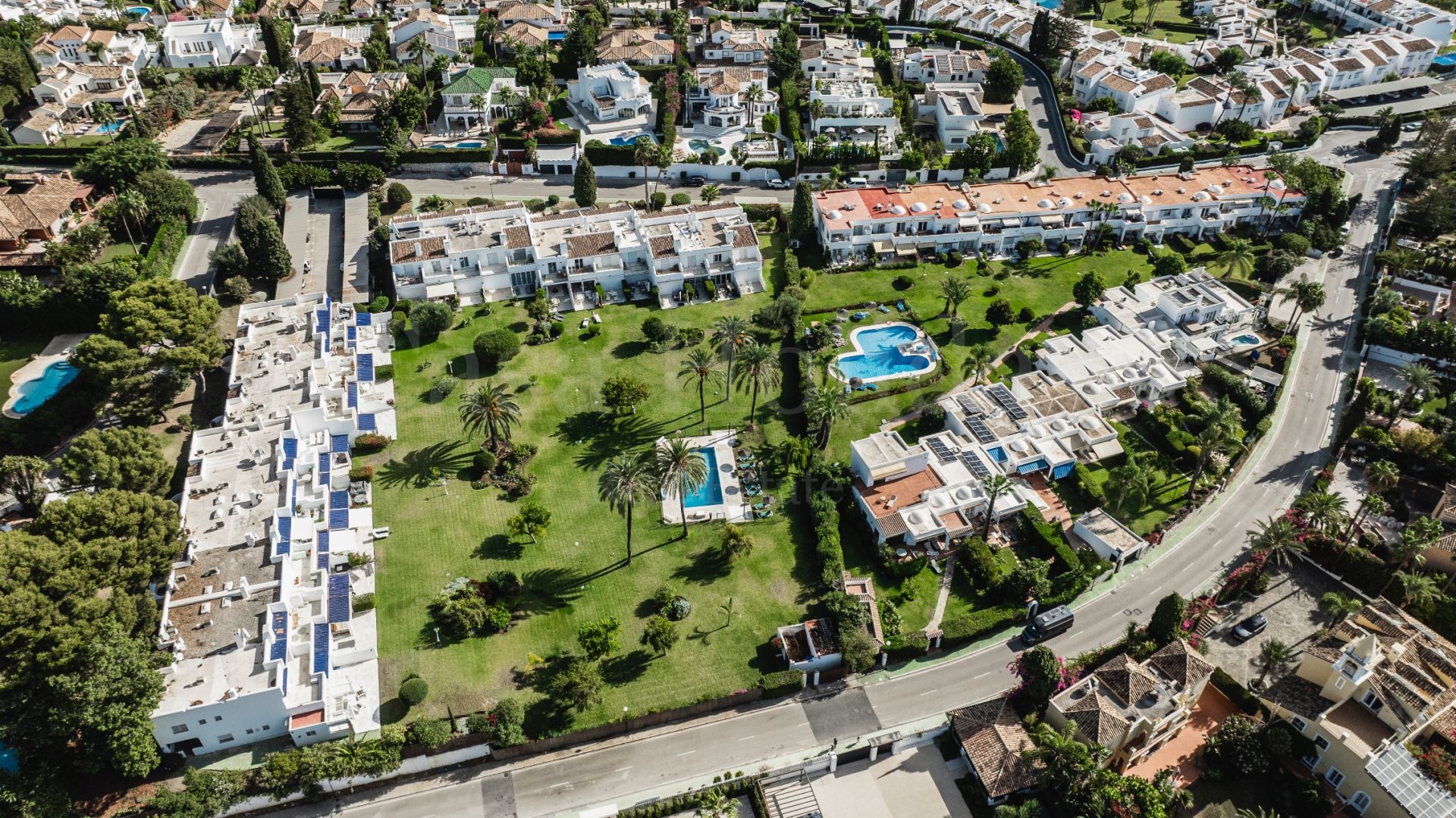 Town House in Nueva Andalucia, Marbella