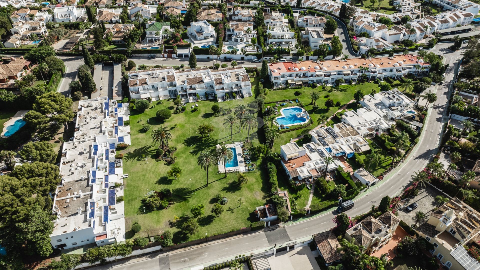 Town House in Nueva Andalucia, Marbella