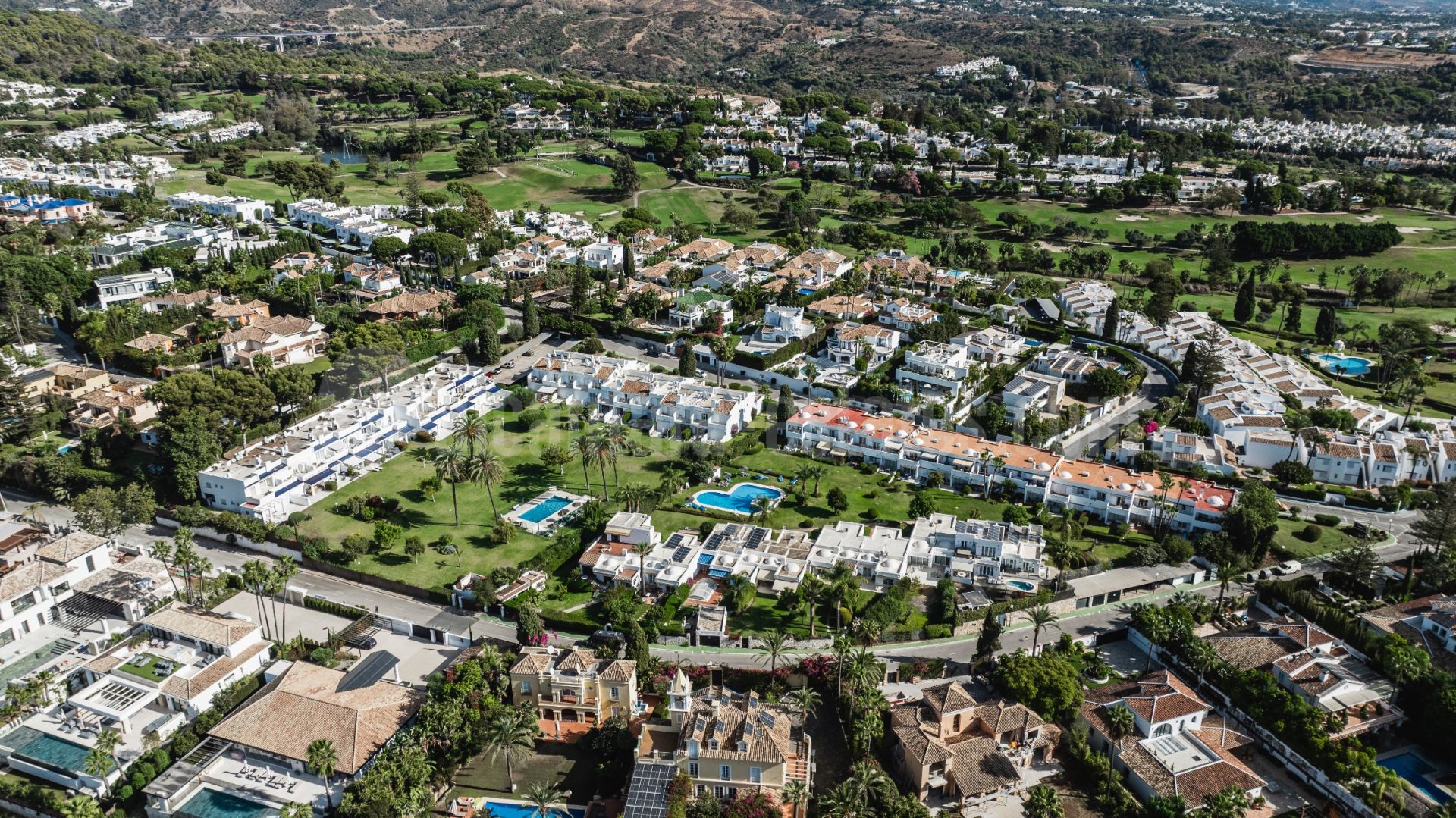 Adosado en Nueva Andalucia, Marbella