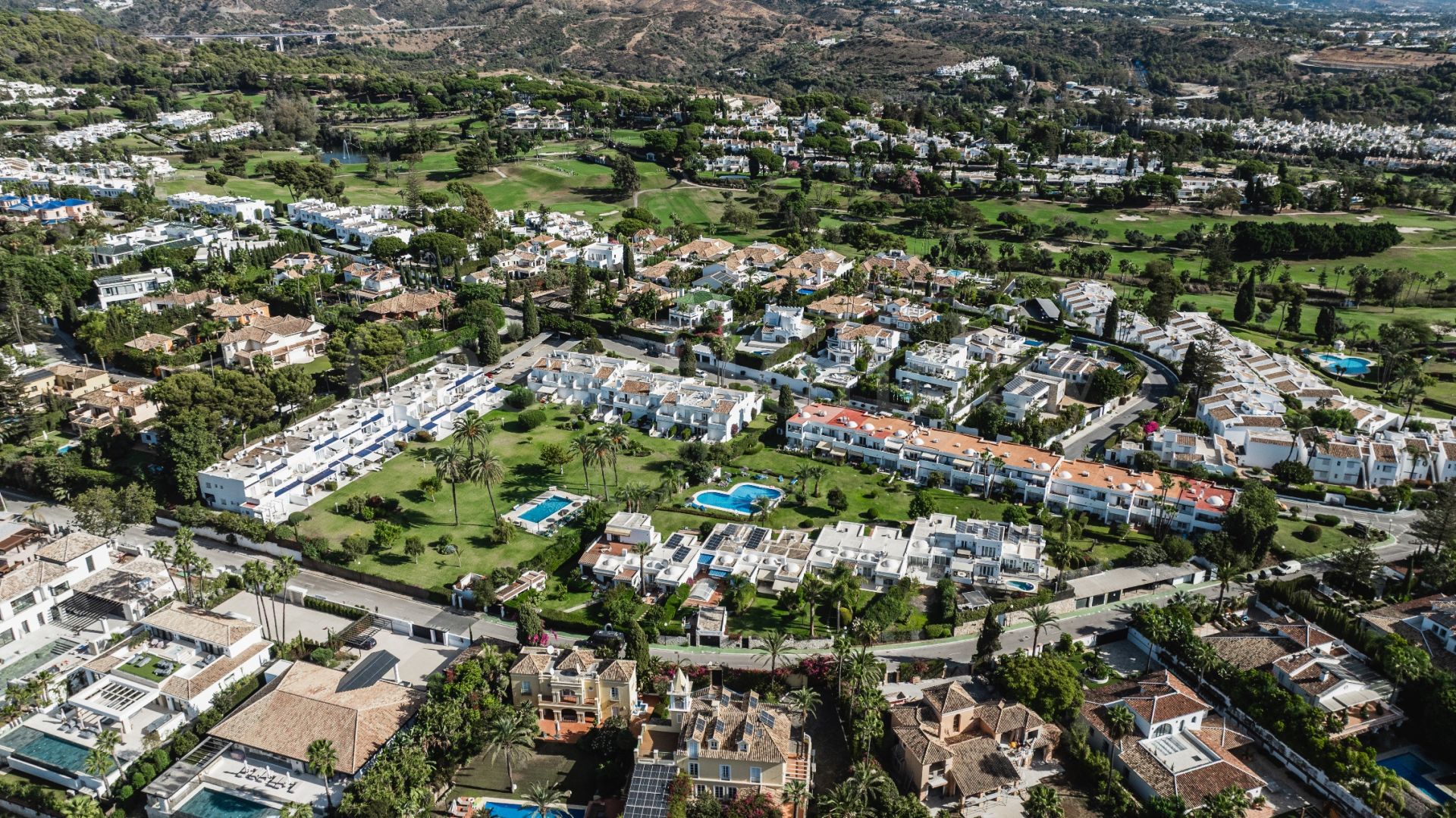 Town House in Nueva Andalucia, Marbella
