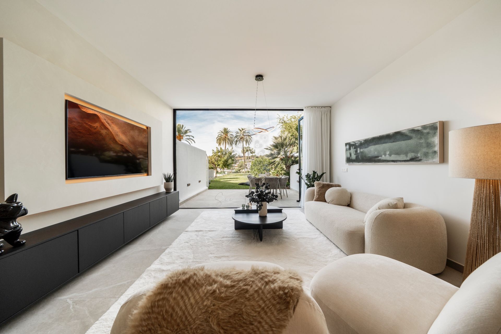 Town House in Nueva Andalucia, Marbella
