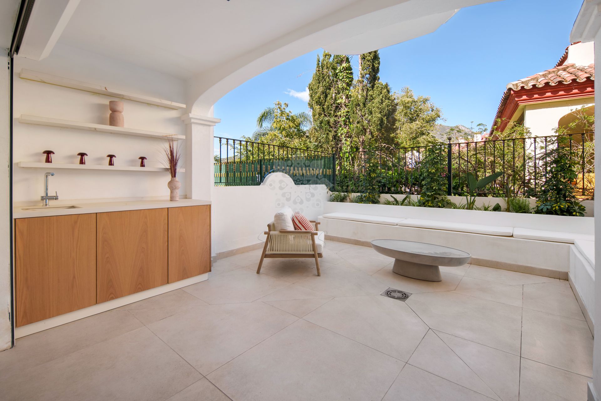 Town House in Las Lomas del Marbella Club, Marbella