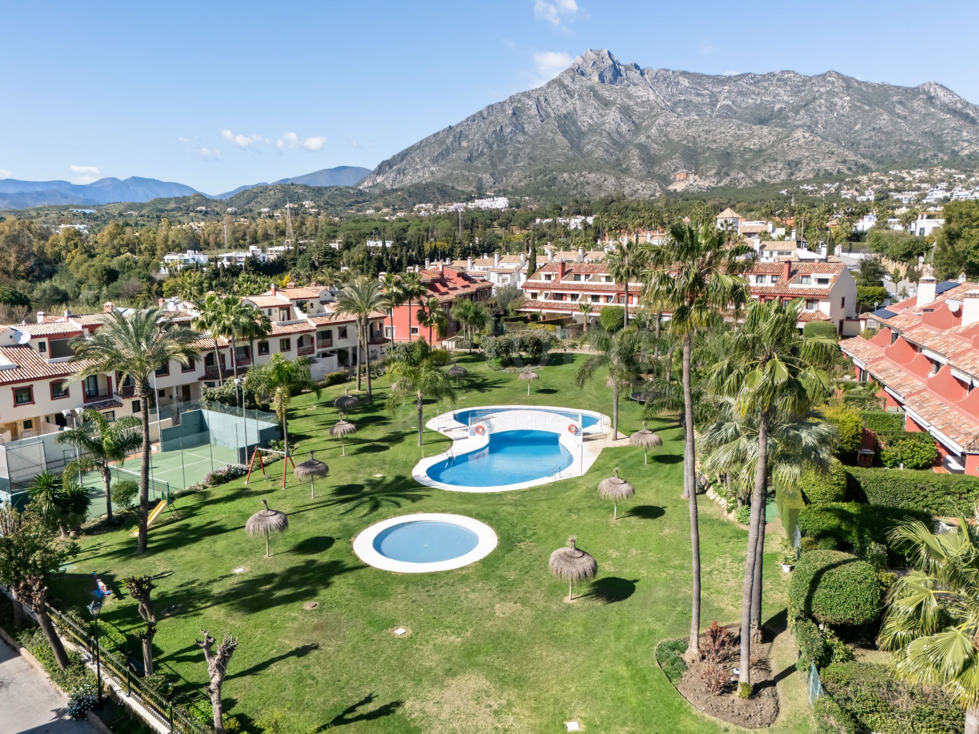 Town House in Las Lomas del Marbella Club, Marbella