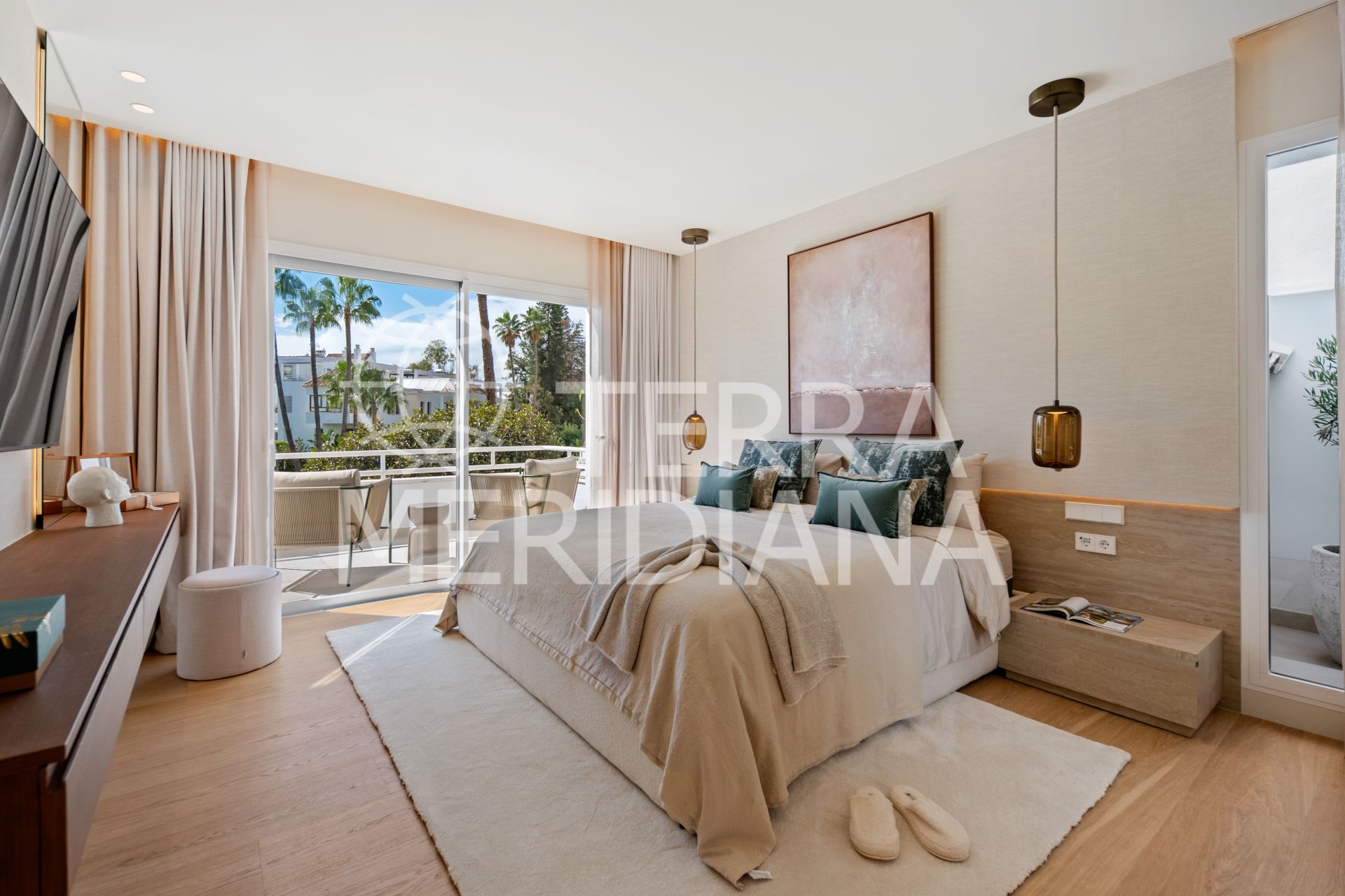 Duplex in Alcores del Golf, Marbella