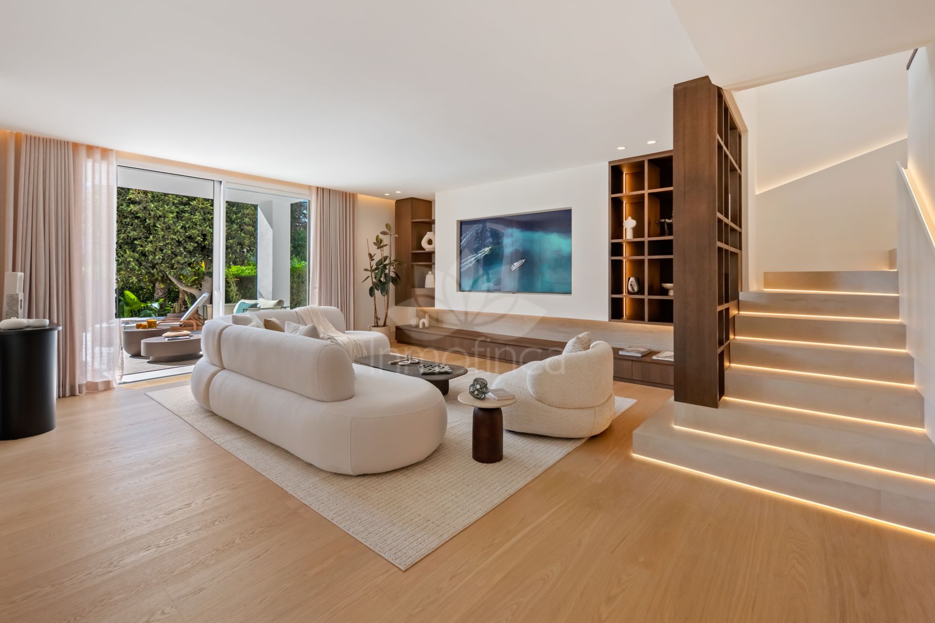 Duplex in Alcores del Golf, Marbella
