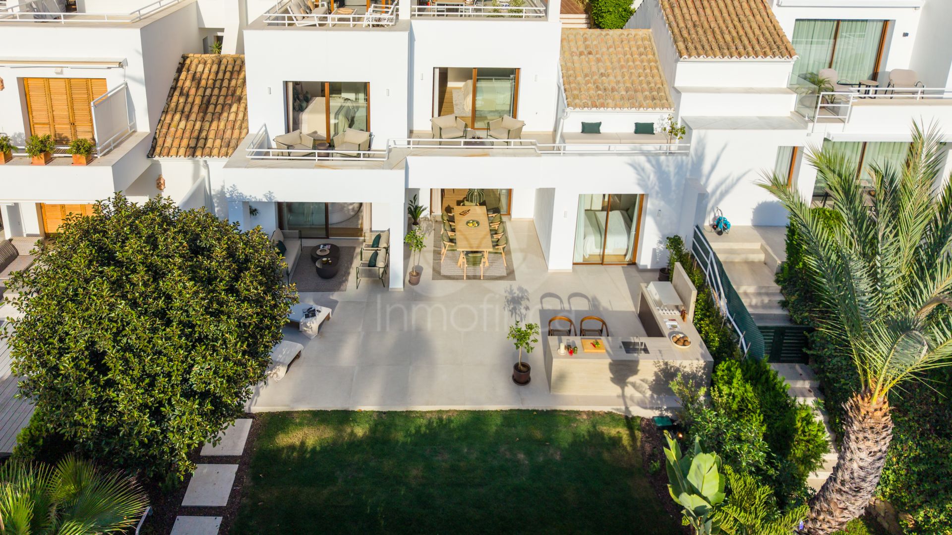 Duplex in Alcores del Golf, Marbella