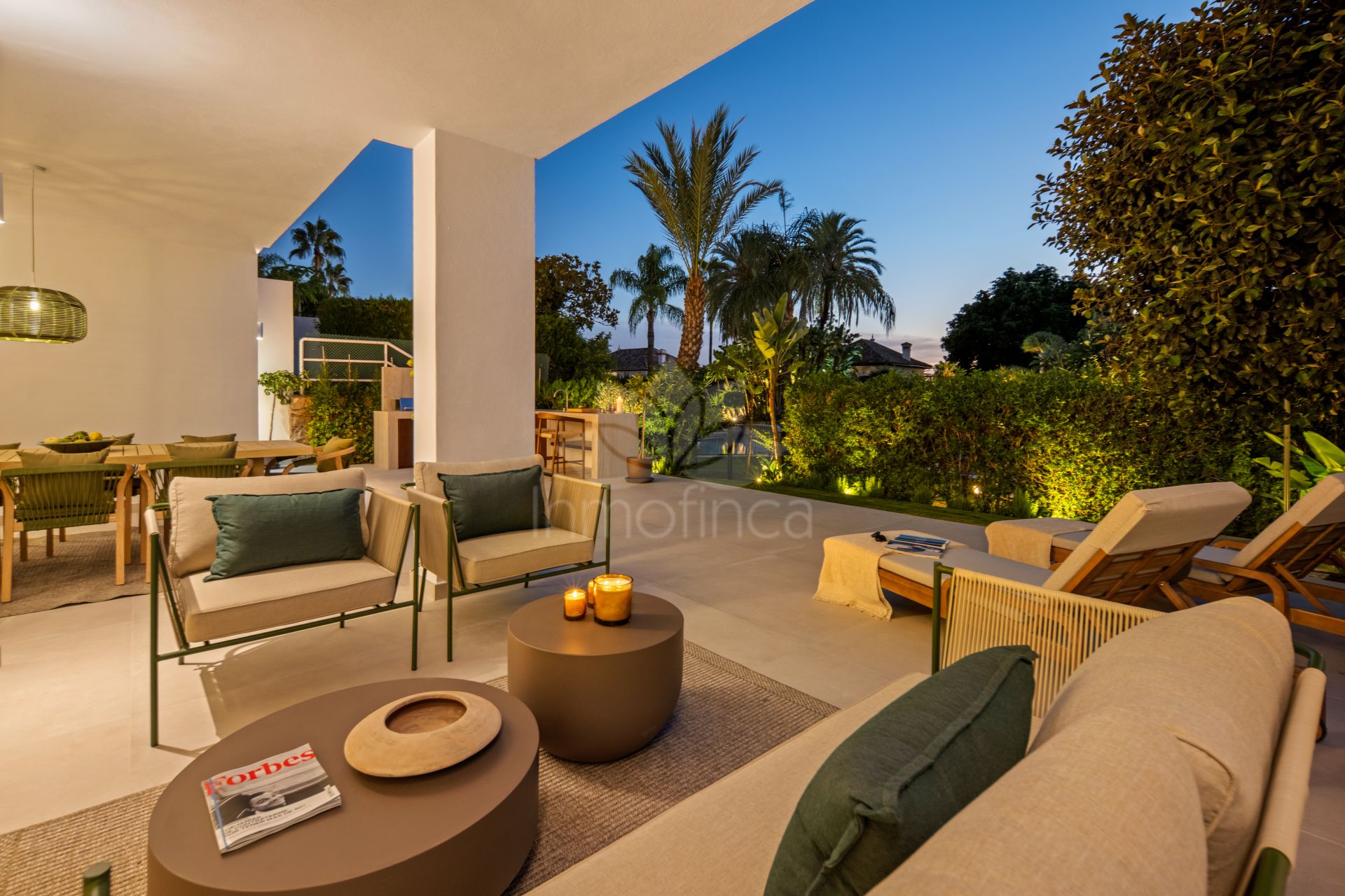 Duplex in Alcores del Golf, Marbella