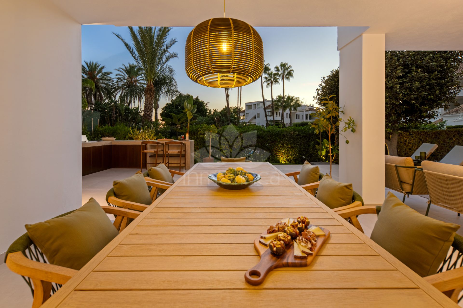 Duplex in Alcores del Golf, Marbella