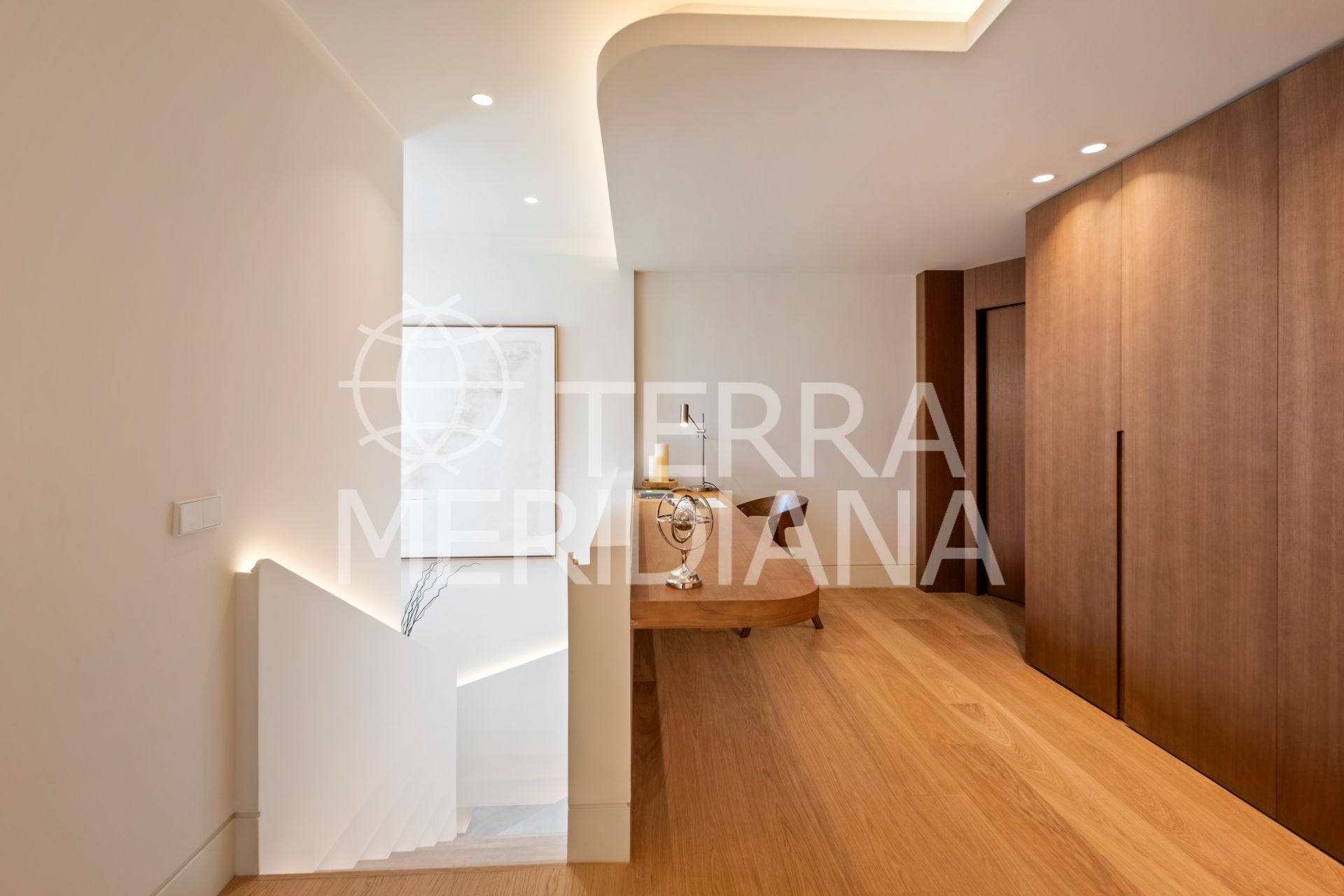 Duplex in Alcores del Golf, Marbella