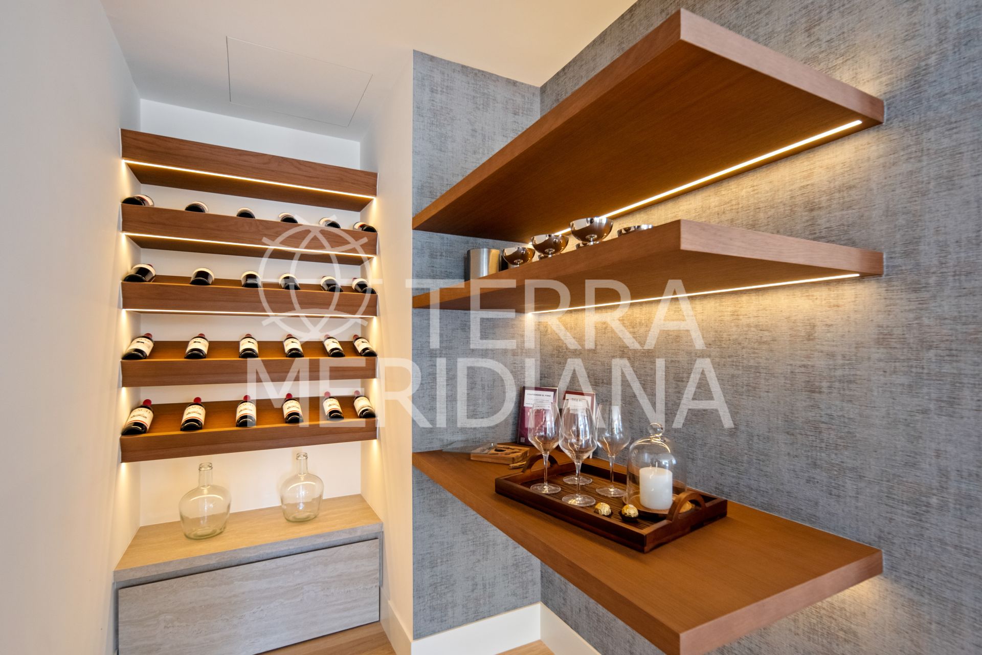 Duplex in Alcores del Golf, Marbella