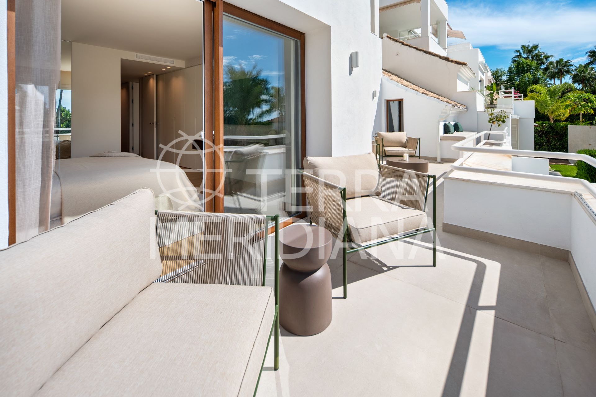 Duplex in Alcores del Golf, Marbella