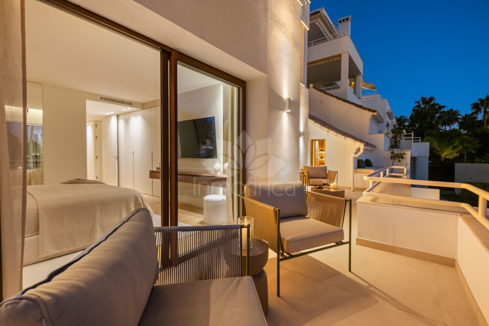 Duplex in Alcores del Golf, Marbella