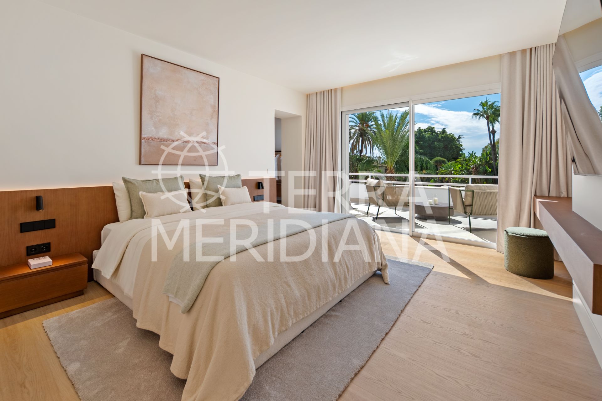 Duplex in Alcores del Golf, Marbella