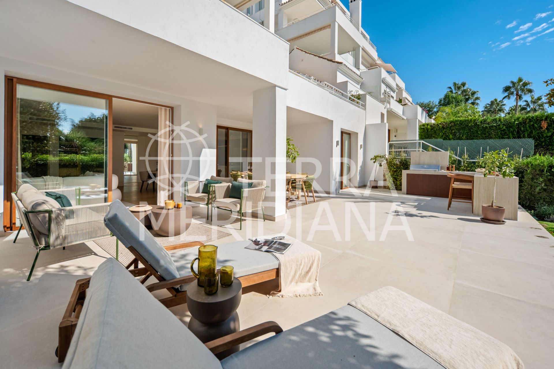Duplex in Alcores del Golf, Marbella