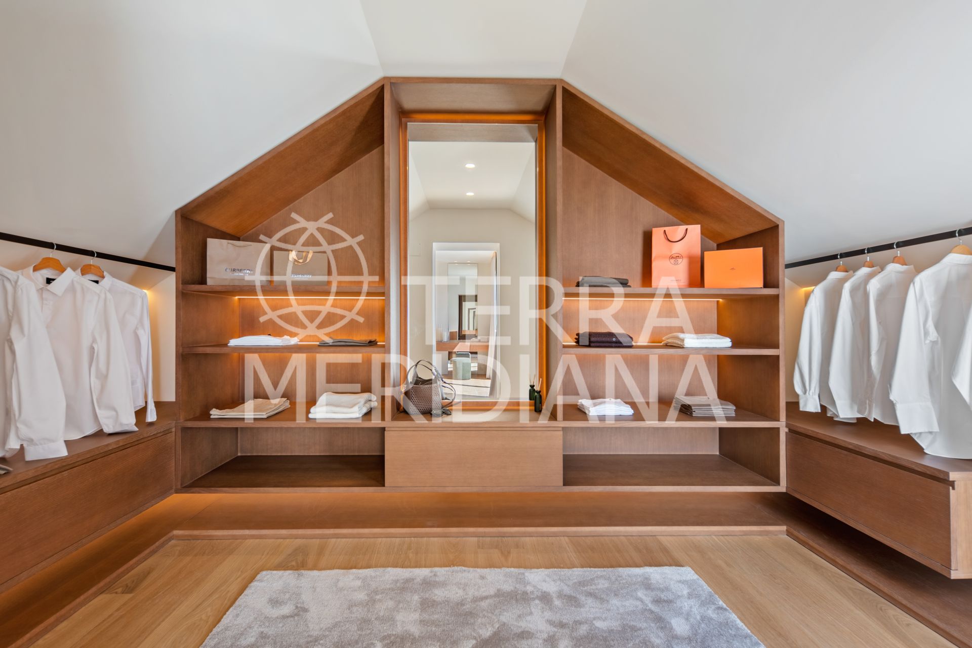 Duplex in Alcores del Golf, Marbella