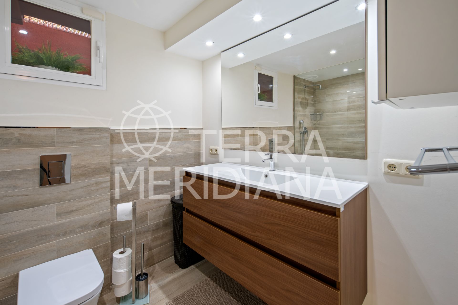 Town House in La Alzambra, Marbella