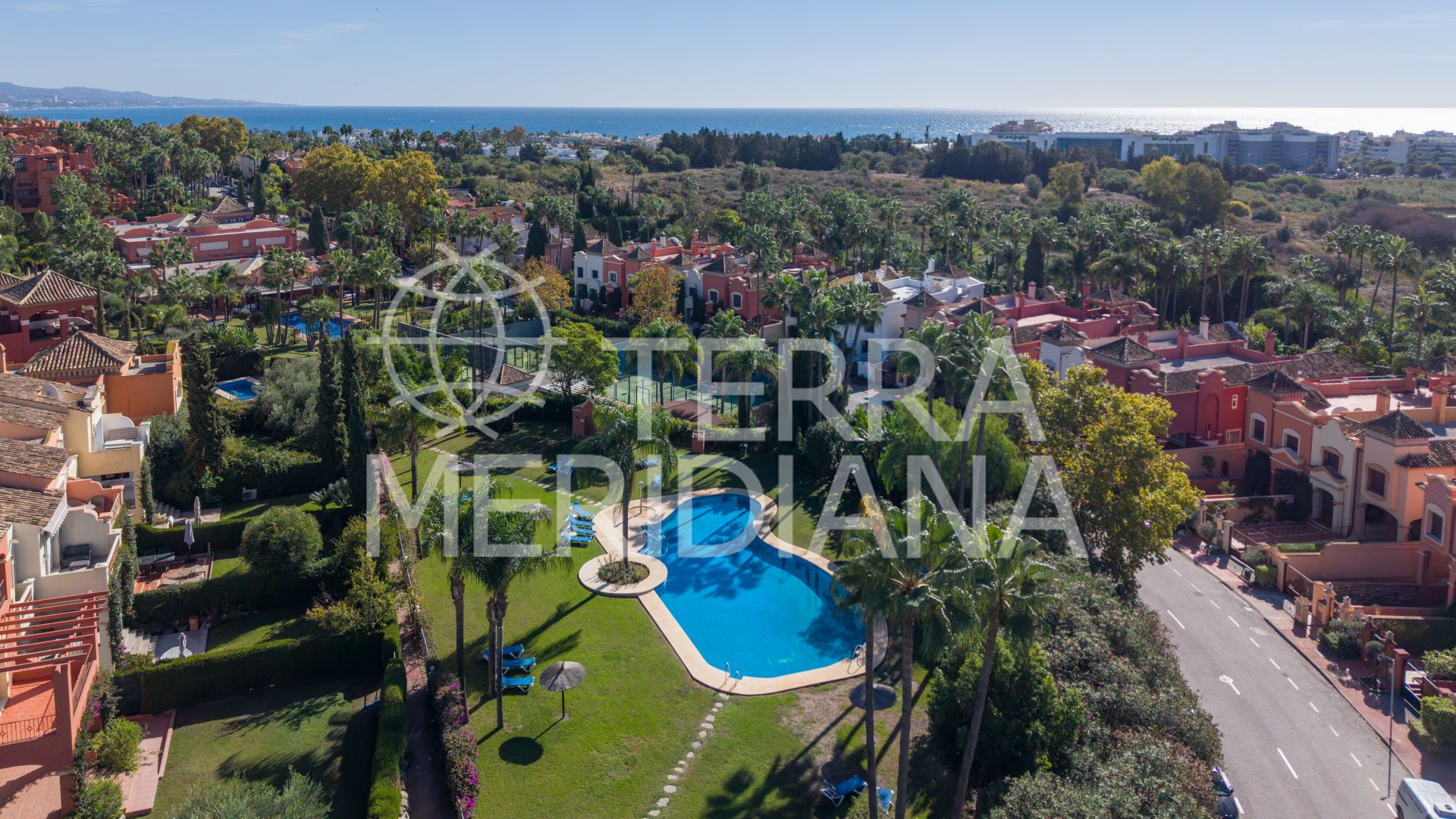 Town House in La Alzambra, Marbella