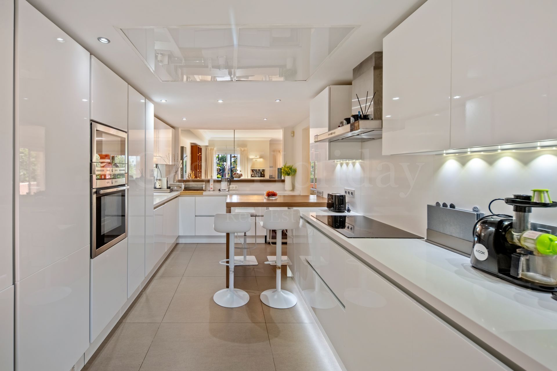 Town House in La Alzambra, Marbella