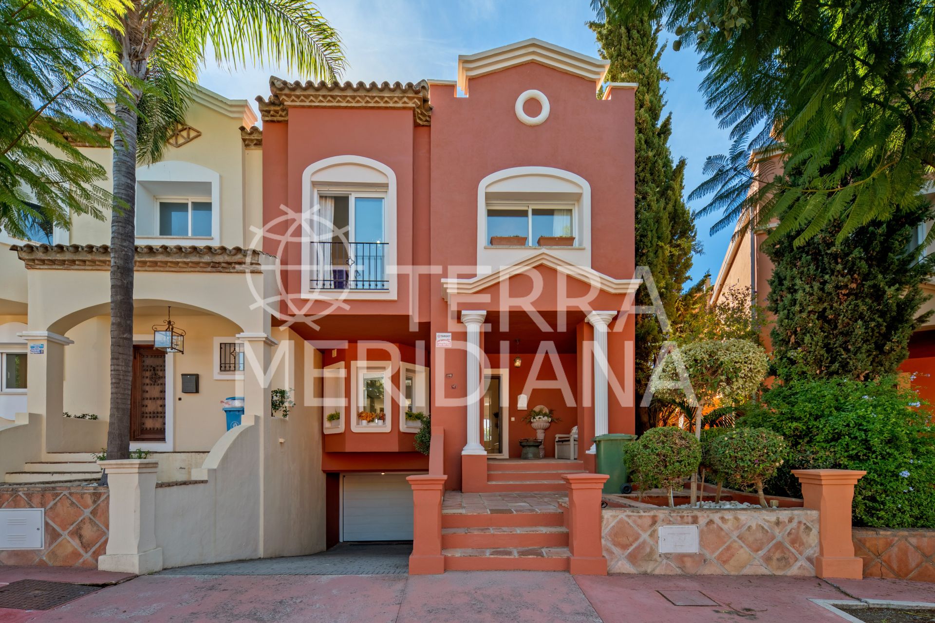Town House in La Alzambra, Marbella