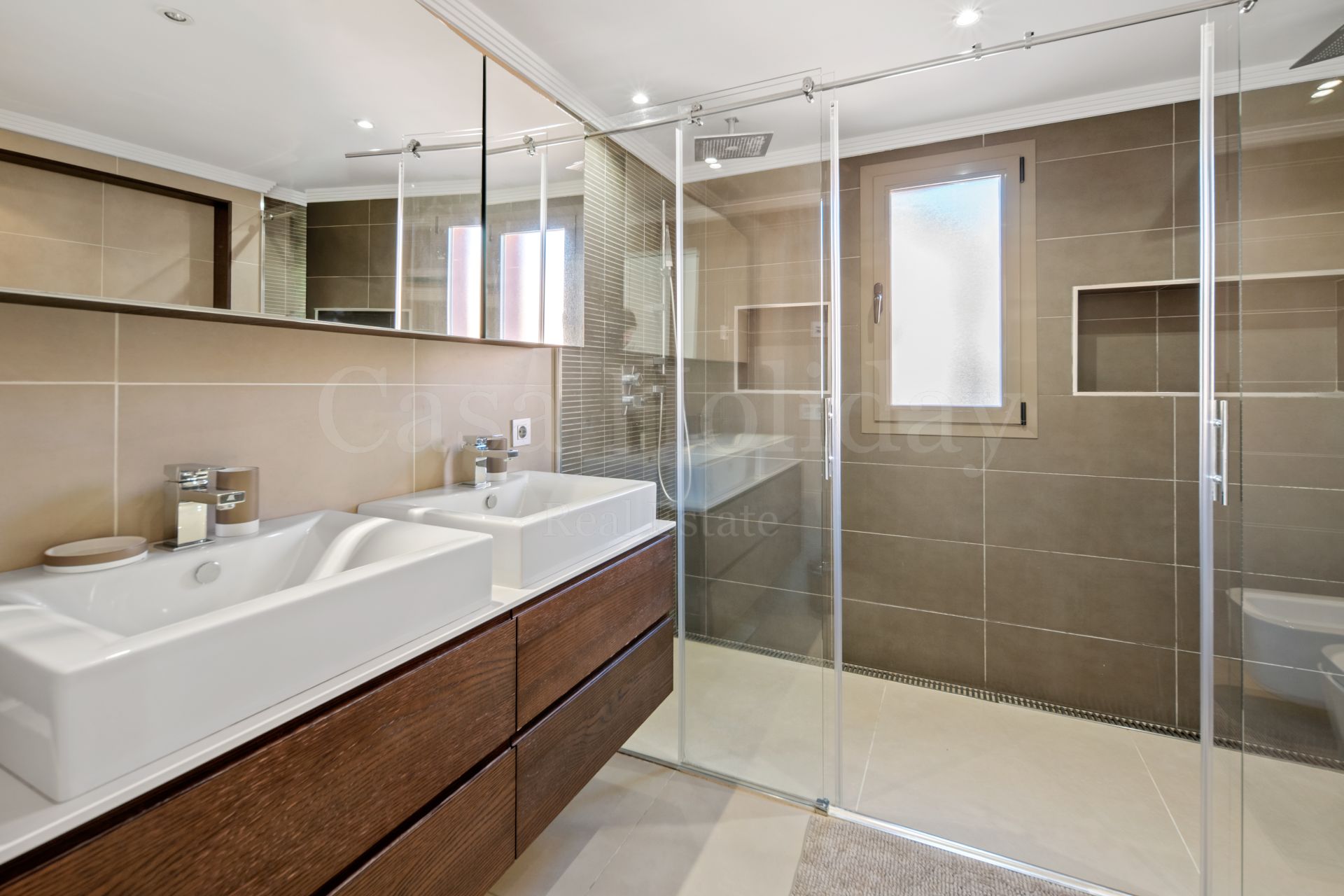 Town House in La Alzambra, Marbella