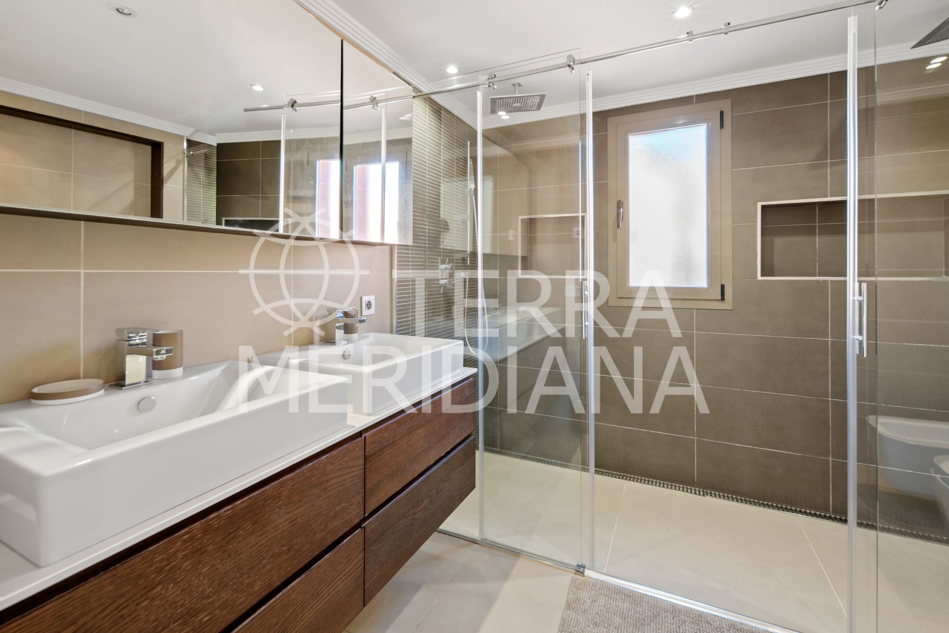 Town House in La Alzambra, Marbella