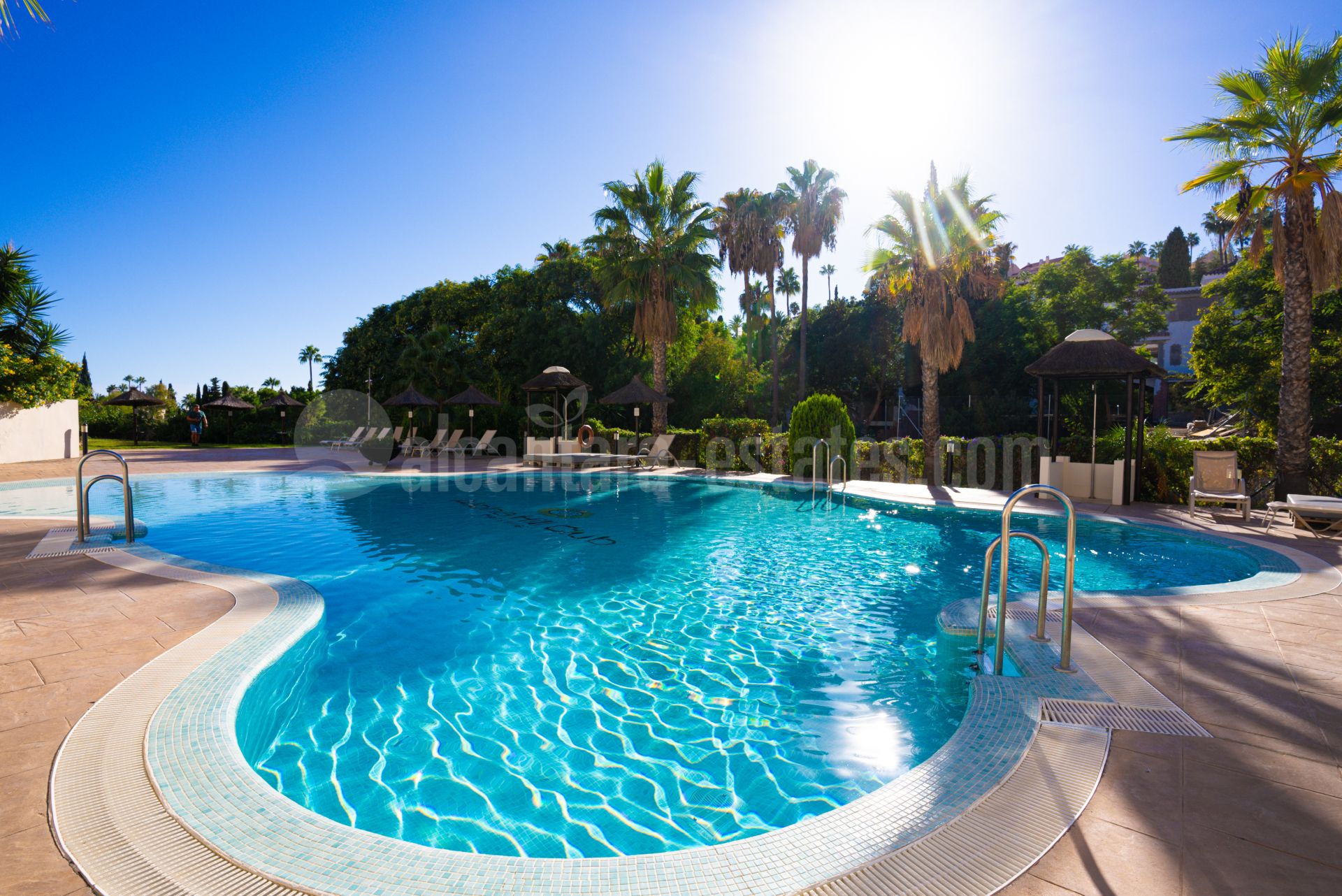 Atico Duplex en Nueva Andalucia, Marbella