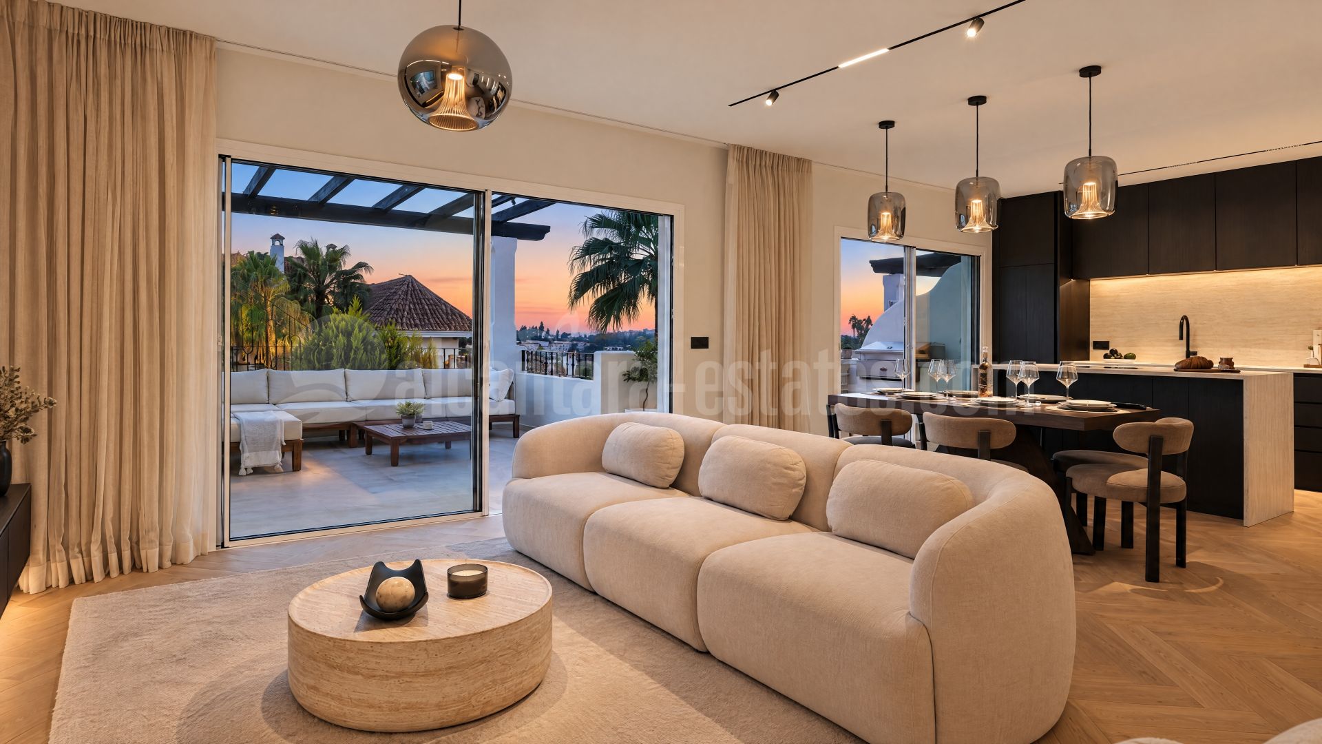 Atico Duplex en Nueva Andalucia, Marbella