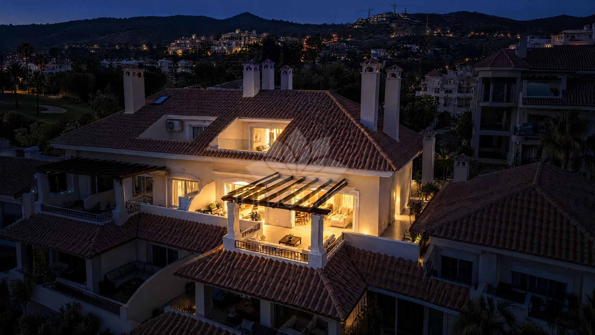 Duplex Penthouse in Nueva Andalucia, Marbella