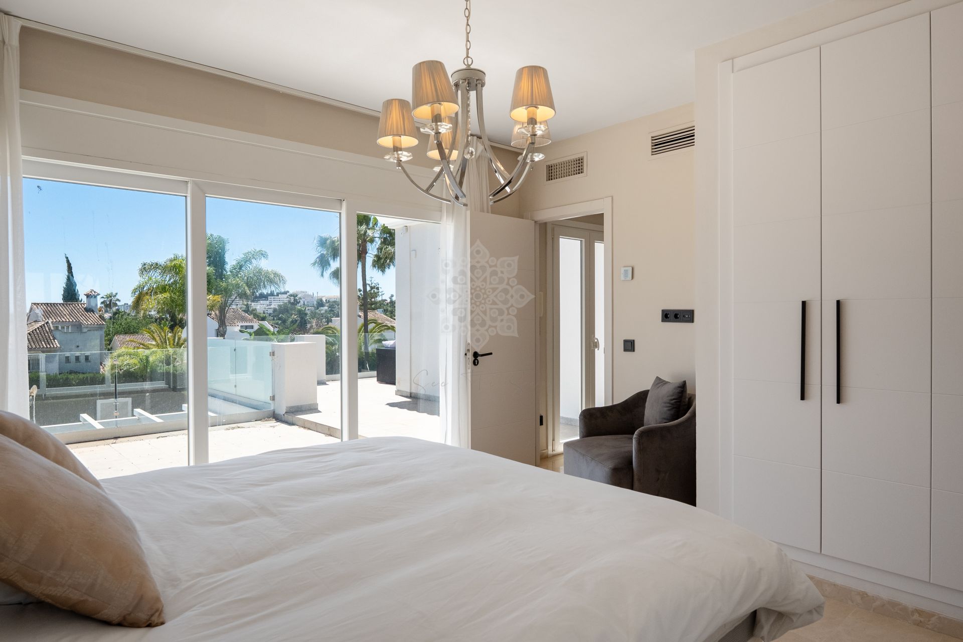Villa in Nueva Andalucia, Marbella