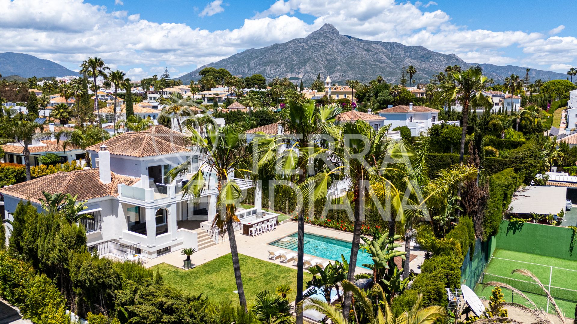Villa in Nueva Andalucia, Marbella
