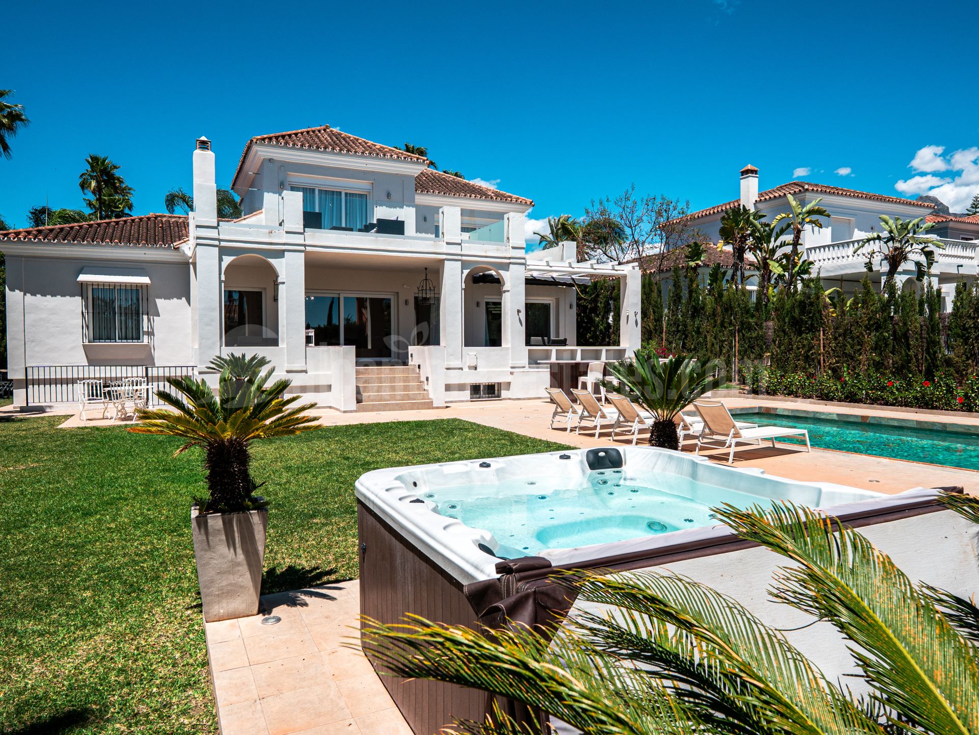 Villa en Nueva Andalucia, Marbella