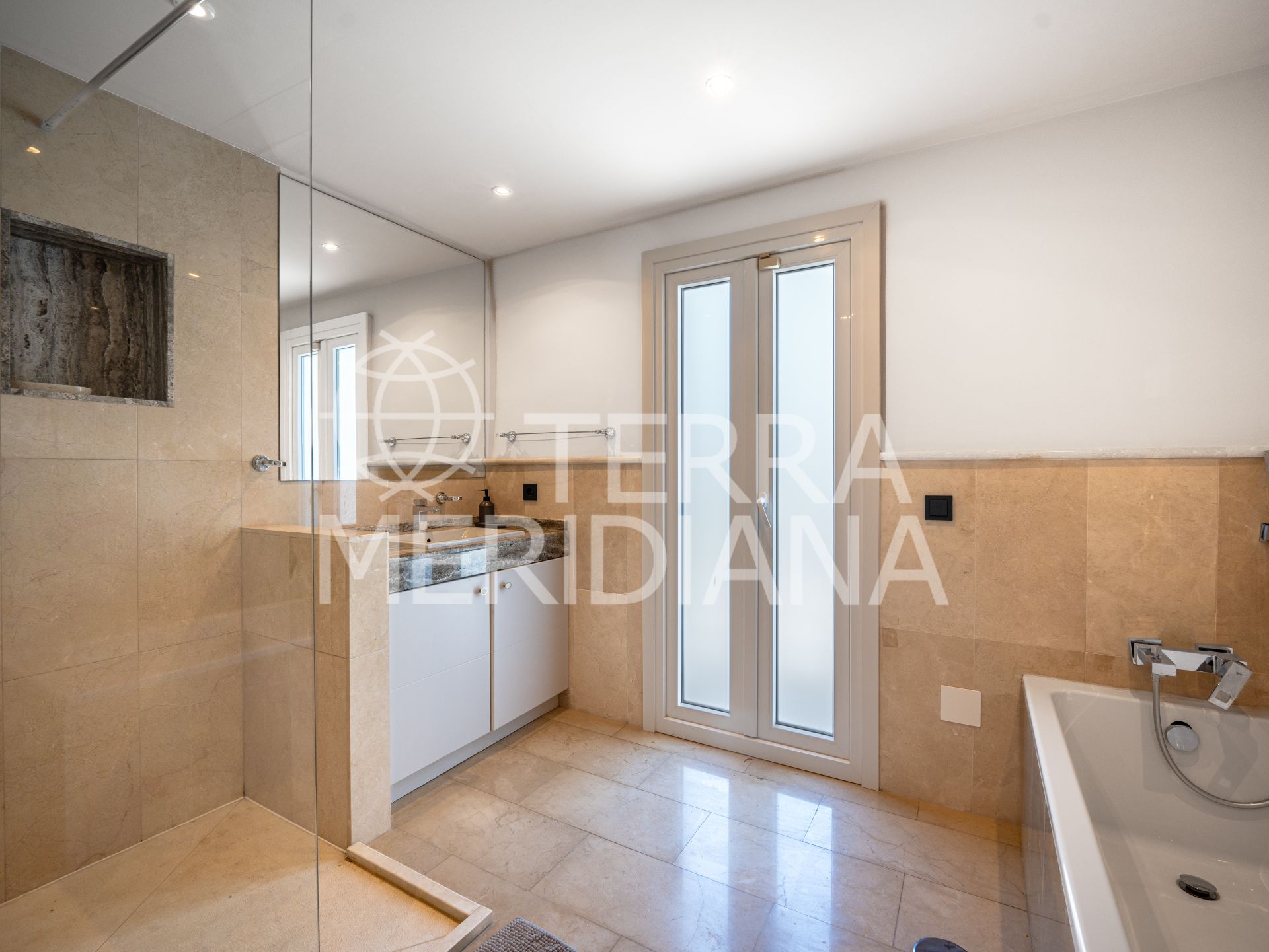 Villa in Nueva Andalucia, Marbella