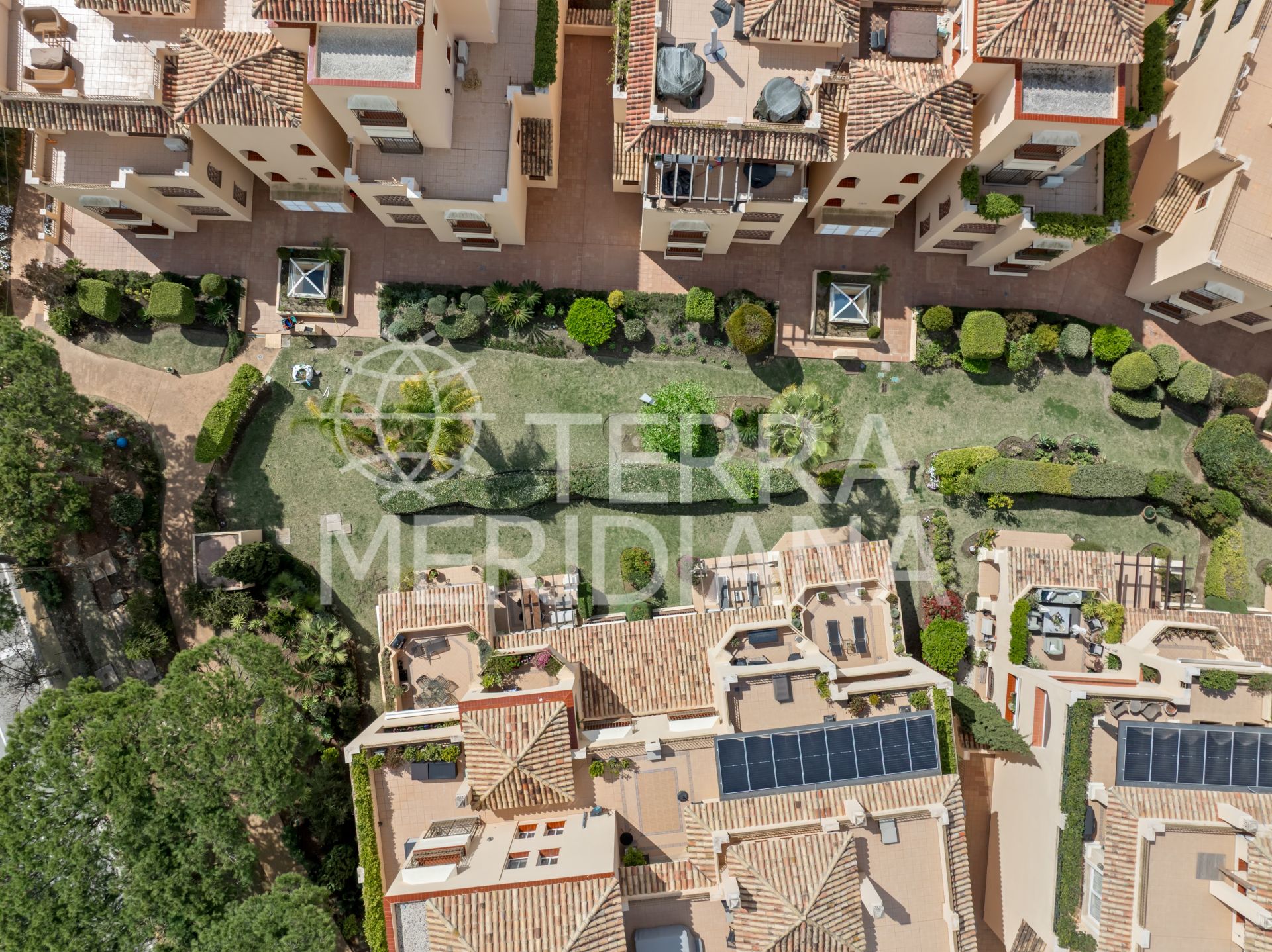 Ground Floor Apartment in Hacienda Elviria, Marbella