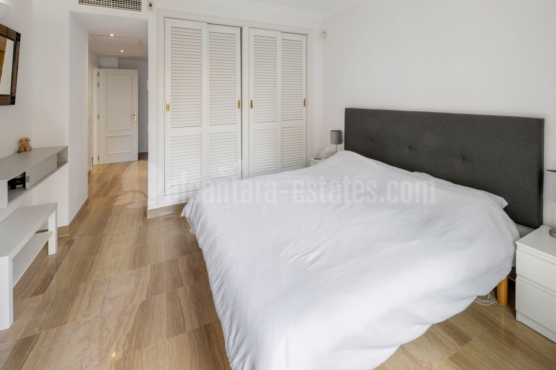 Ground Floor Apartment in Hacienda Elviria, Marbella