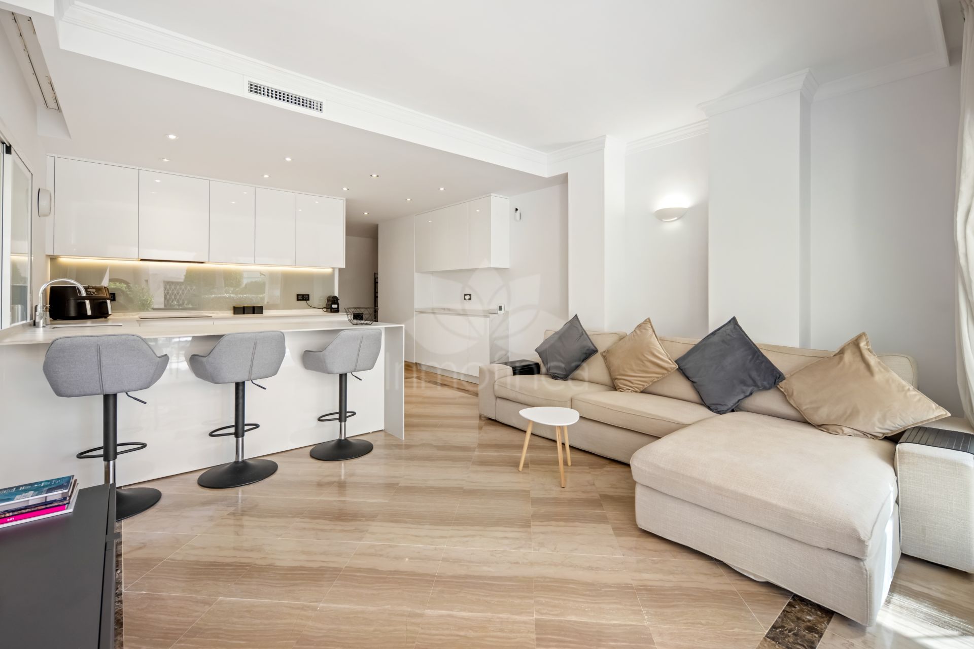 Ground Floor Apartment in Hacienda Elviria, Marbella