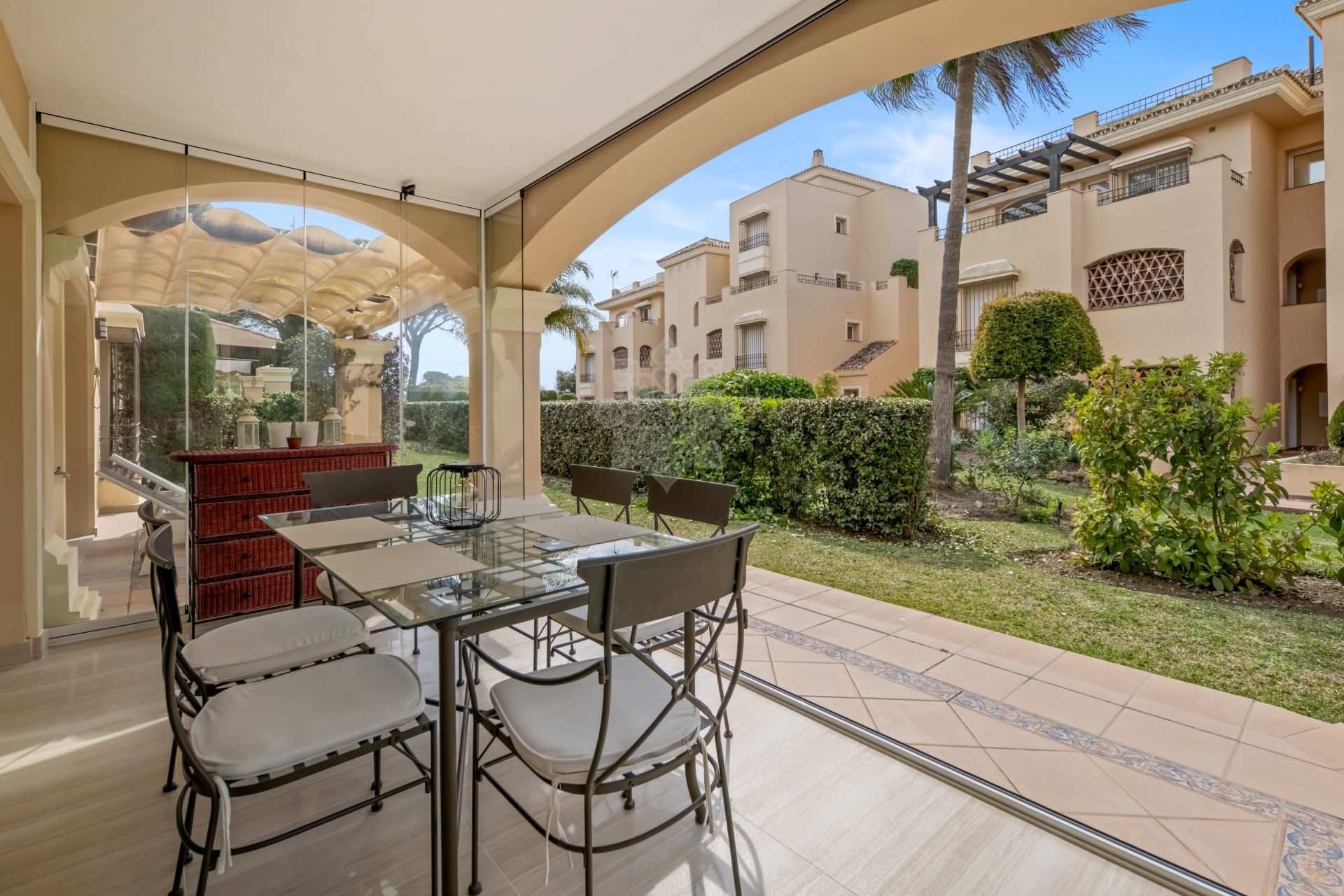 Ground Floor Apartment in Hacienda Elviria, Marbella