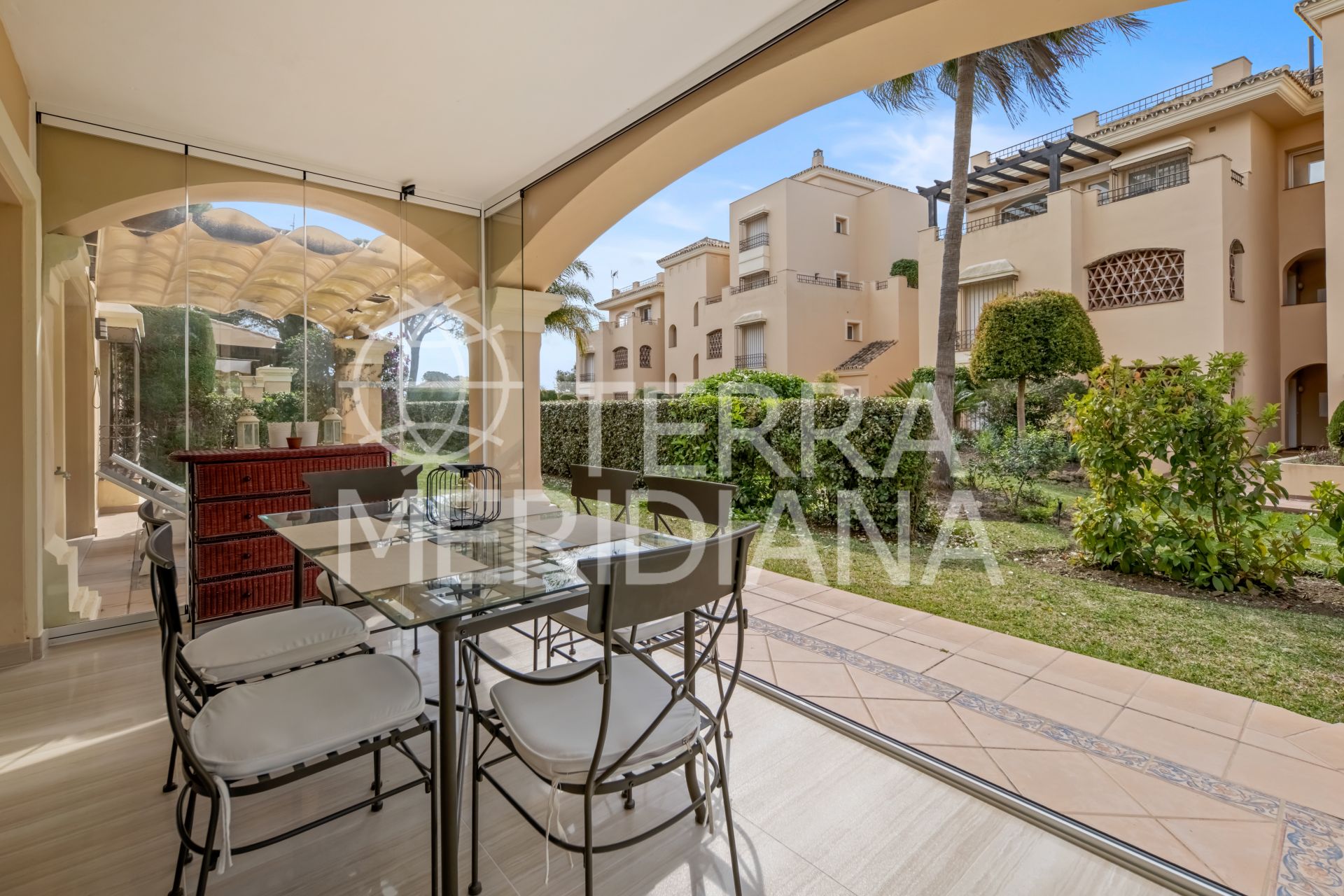 Ground Floor Apartment in Hacienda Elviria, Marbella