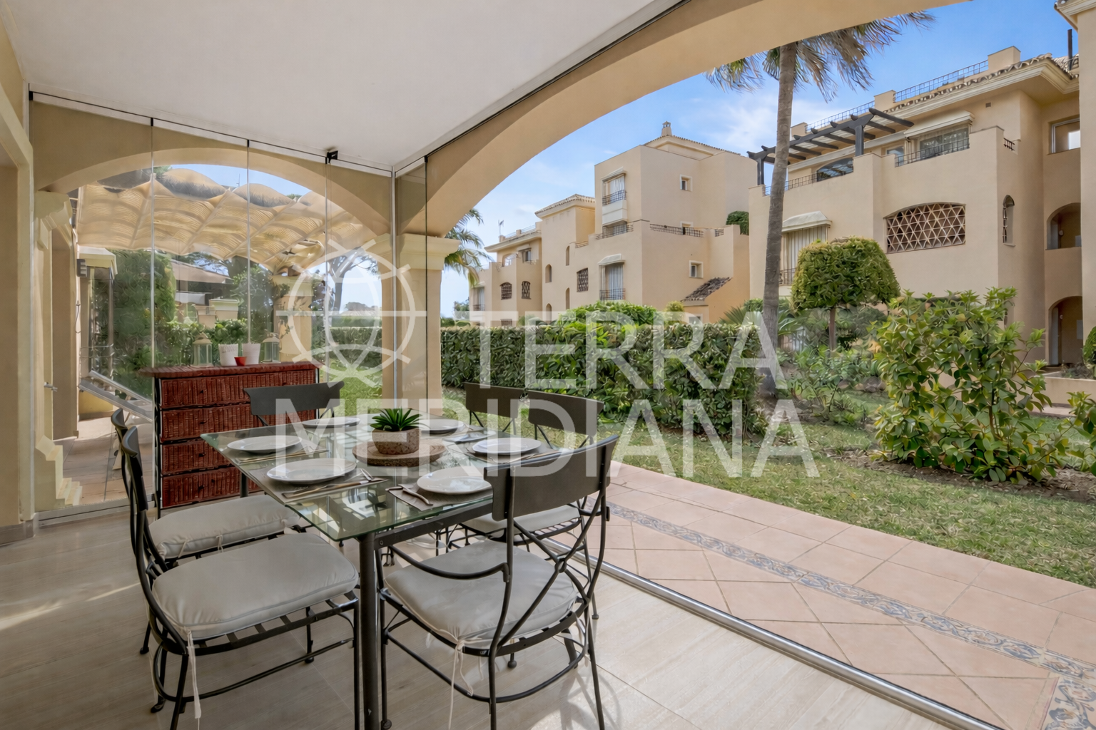 Ground Floor Apartment in Hacienda Elviria, Marbella