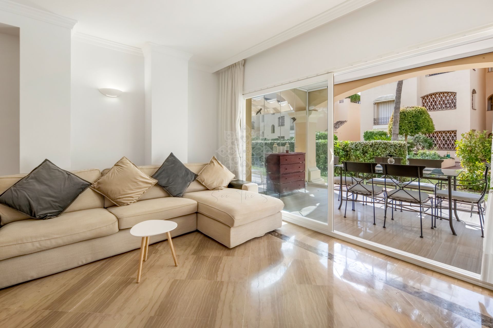 Ground Floor Apartment in Hacienda Elviria, Marbella