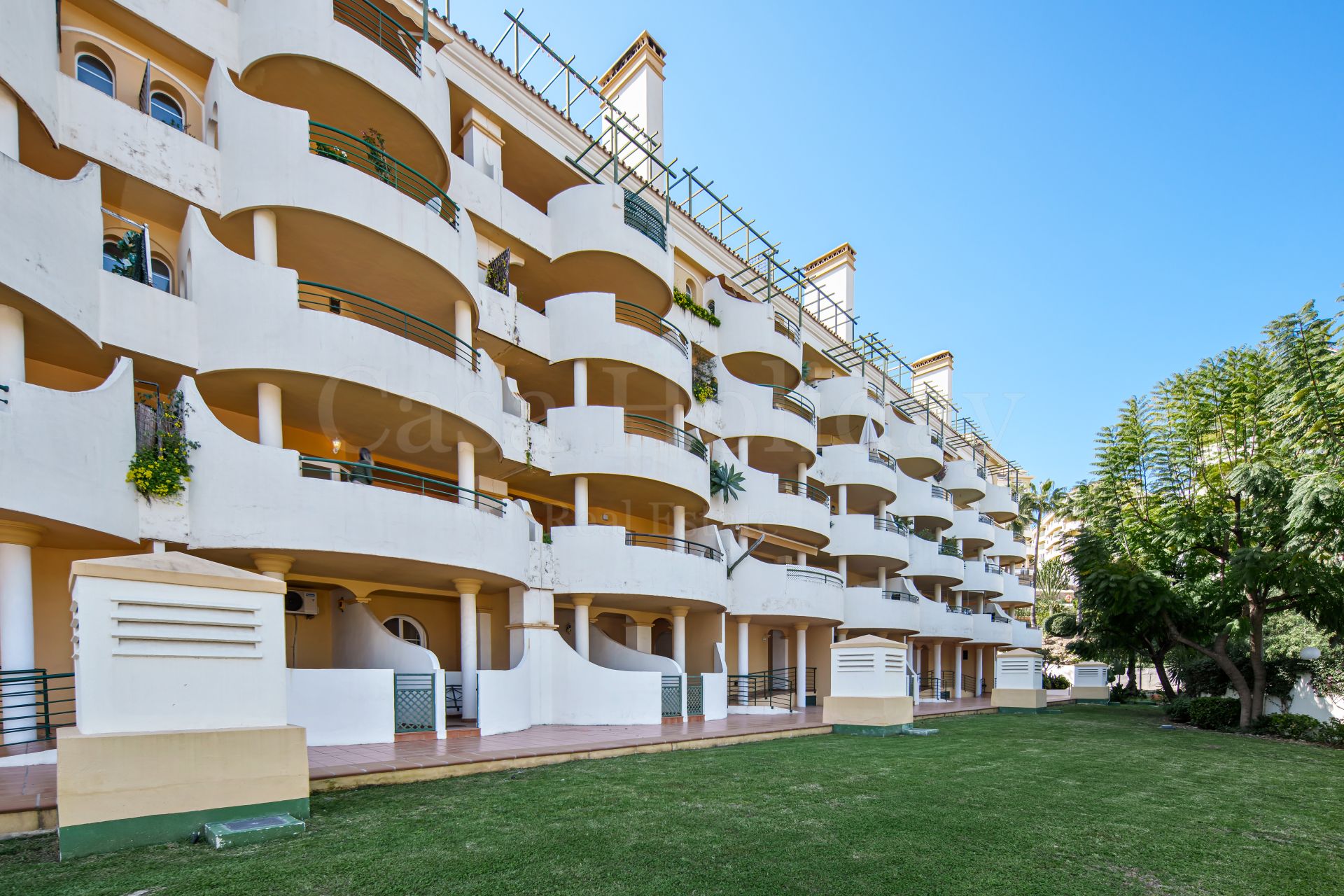 Duplex en Nueva Andalucia, Marbella