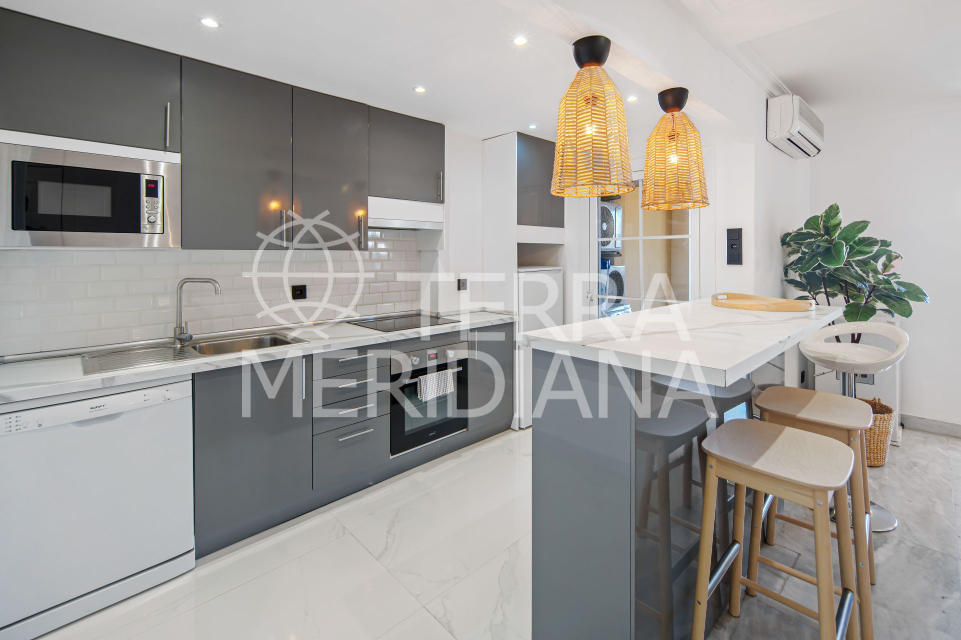 Duplex in Nueva Andalucia, Marbella